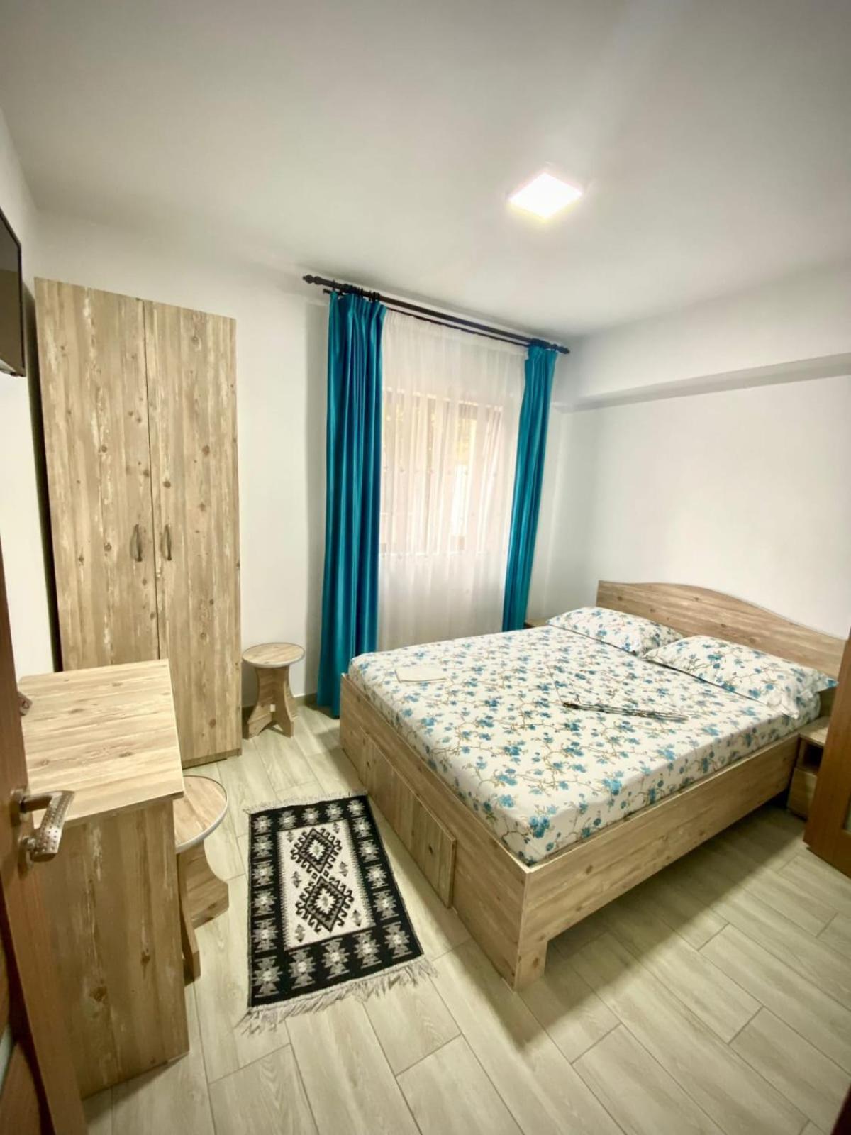 Casa Alex Hotell Curtea de Argeş Exteriör bild